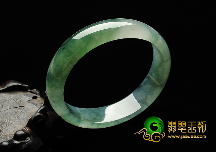 冰种飘花缅甸翡翠A货贵妃镯（54.5mm-49.2mm）