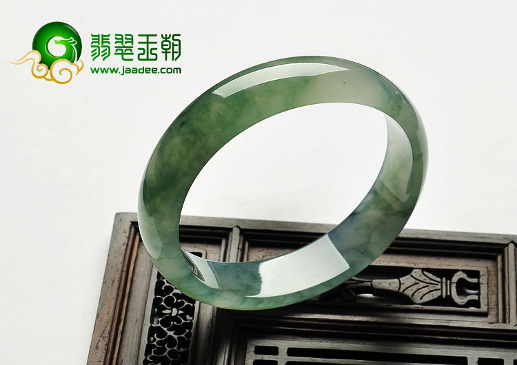 冰种飘花缅甸翡翠A货贵妃镯（54.5mm-49.2mm）