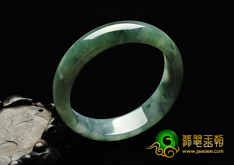 糯冰种飘花缅甸翡翠A货手镯（56mm）