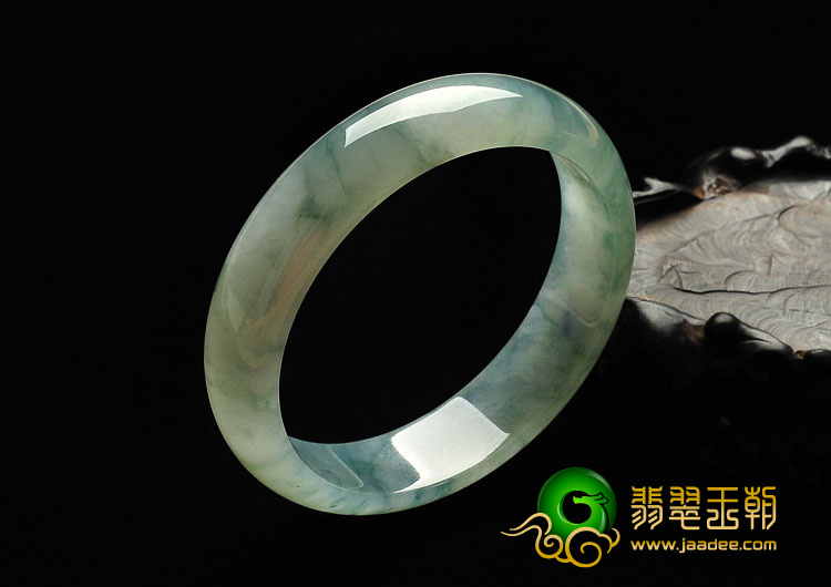 糯冰种飘花缅甸翡翠A货手镯（58.3mm）