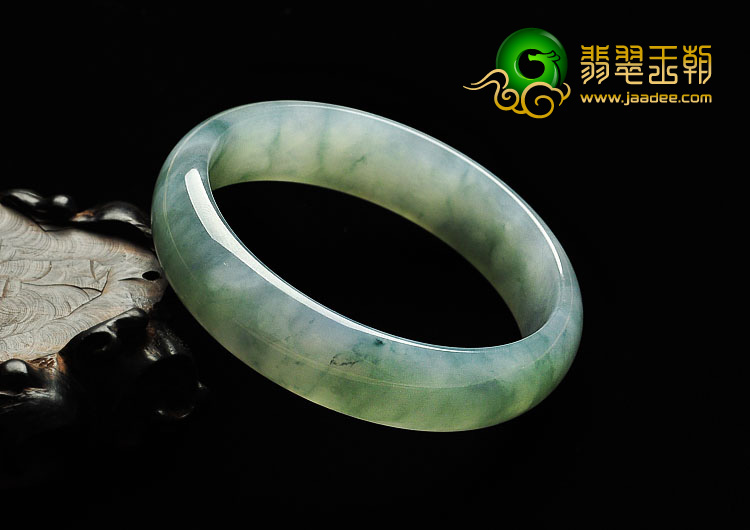 糯冰种飘花缅甸翡翠A货手镯（61.5mm）