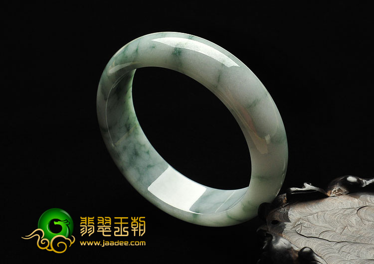 糯冰种飘花缅甸翡翠A货手镯（61.1mm）