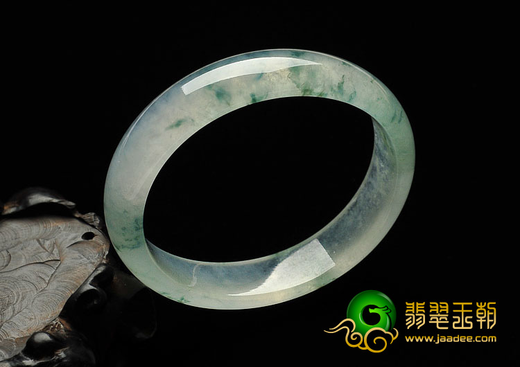 冰种飘花缅甸翡翠A货贵妃镯（55.2-49.5mm）