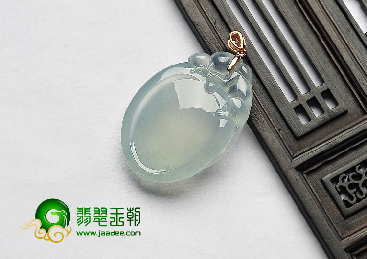 冰种晴水缅甸翡翠A货镶金扣灵猴献寿挂件
