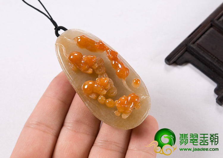 feicui糯冰种红黄翡缅甸翡翠A货玉鼠运财挂件