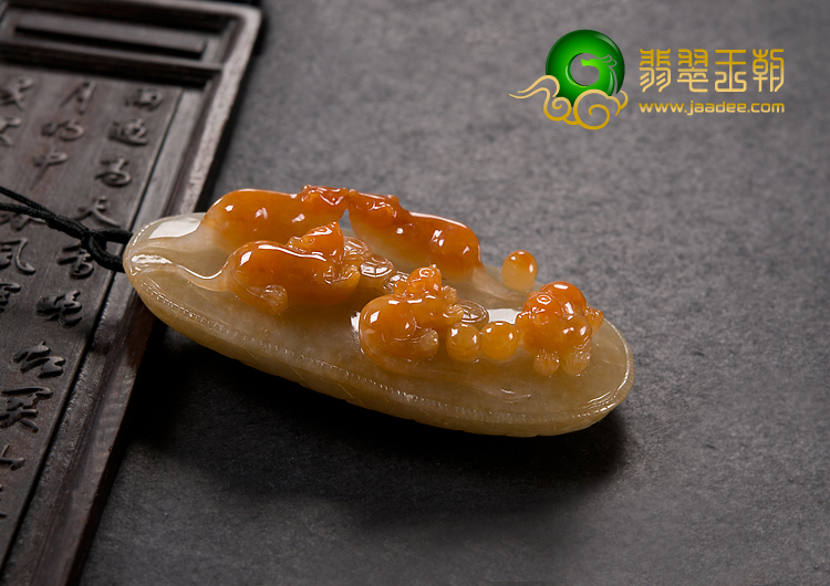 feicui糯冰种红黄翡缅甸翡翠A货玉鼠运财挂件