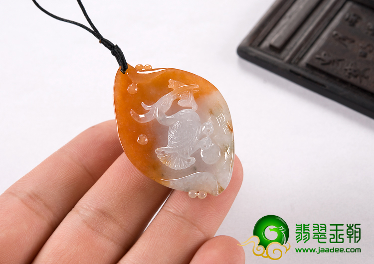 糯冰种红黄翡缅甸翡翠A货一路连科挂件