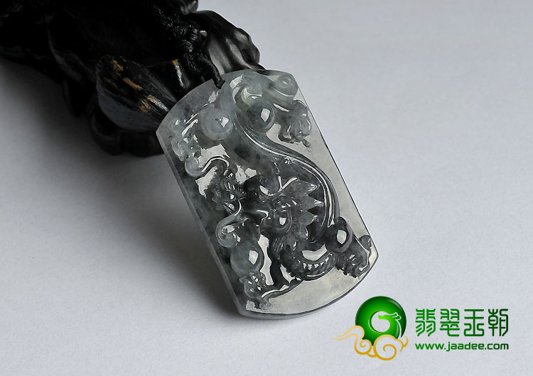 冰（乌鸡种）水墨色缅甸翡翠A货龙腾四海挂件