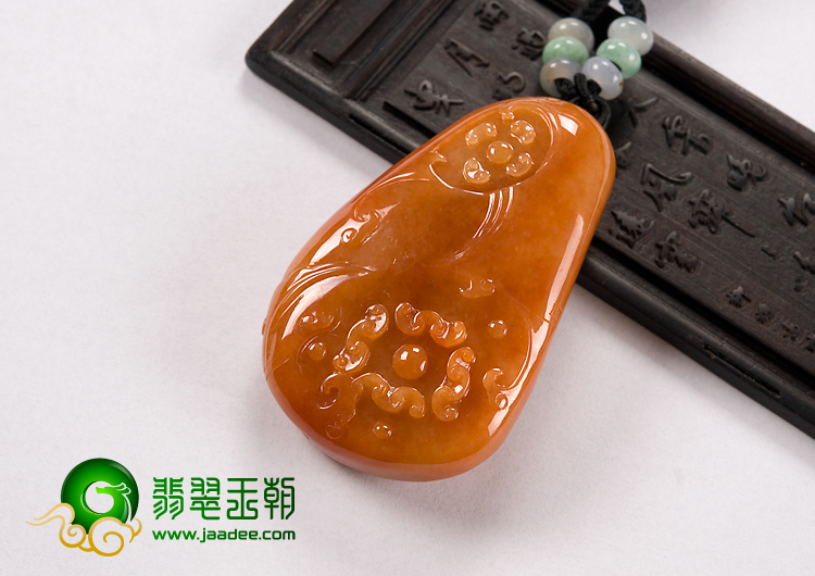 （超值推荐）糯冰种红黄翡缅甸翡翠A货仿古龙挂件