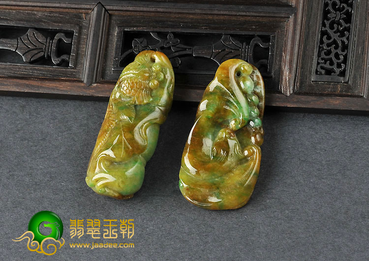 细糯种黄加绿缅甸翡翠A货悦愉有福挂件（一批走）