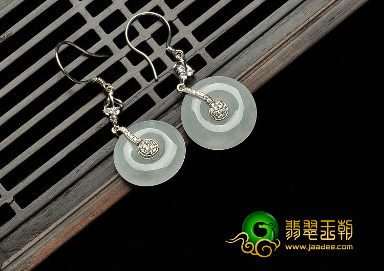 冰种晴水缅甸翡翠A货镶银耳环（水钻）