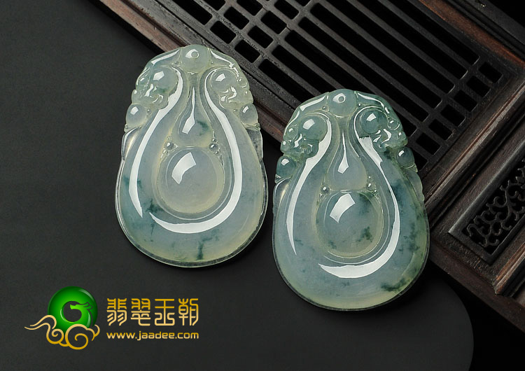 冰种飘花缅甸翡翠A货福禄寿挂件（一对）