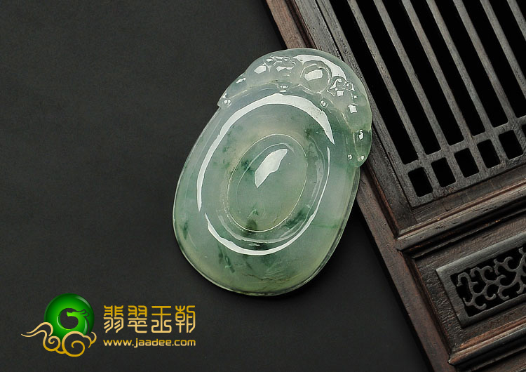 冰种飘花缅甸翡翠A货福在眼前挂件