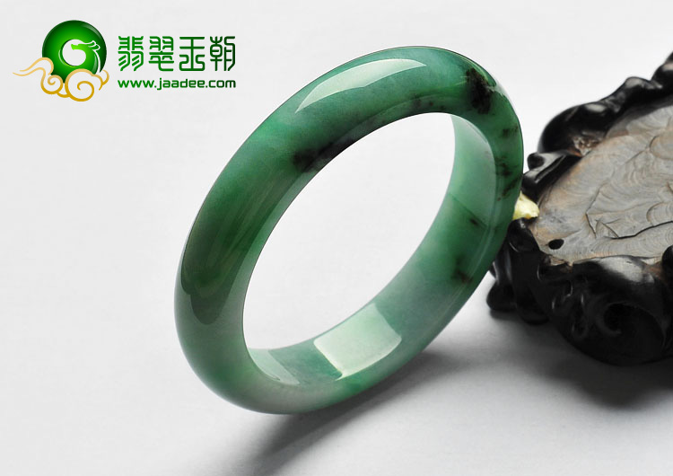 糯冰种淡翠色缅甸翡翠A货手镯（54.1mm）