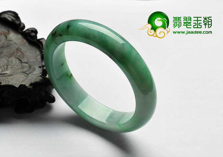 糯冰种淡翠色缅甸翡翠A货手镯（54.1mm）