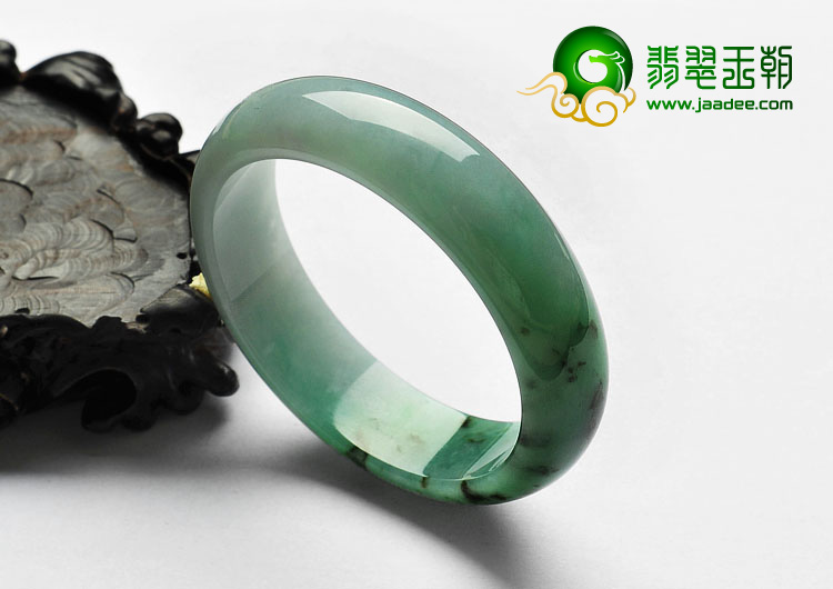 糯冰种淡翠色缅甸翡翠A货手镯（54.1mm）
