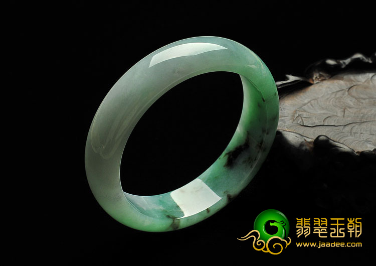 糯冰种淡翠色缅甸翡翠A货手镯（54.1mm）