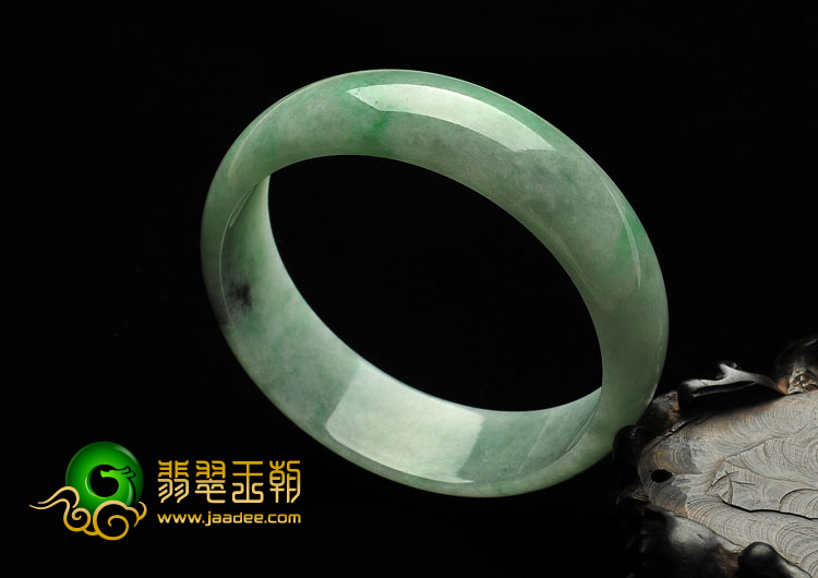 糯冰种飘翠缅甸翡翠A货手镯（57mm）