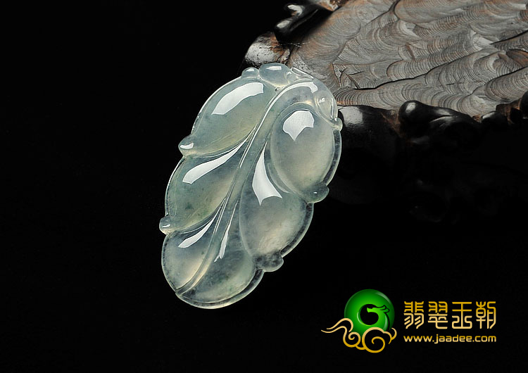 冰种略飘花缅甸翡翠A货叶子挂件