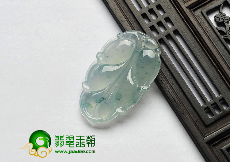 冰种略飘花缅甸翡翠A货叶子挂件