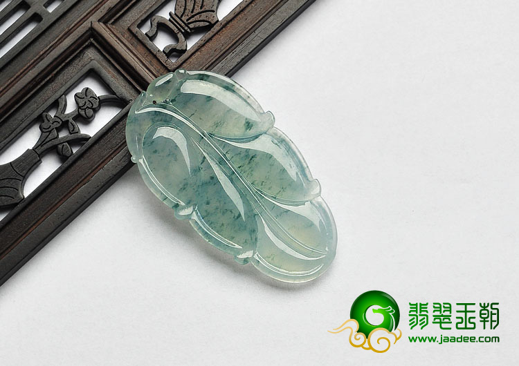 冰种飘花缅甸翡翠A货叶子挂件