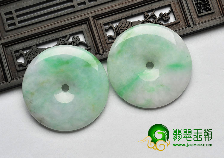糯冰种春带彩缅甸翡翠A货平安扣挂件(单价)