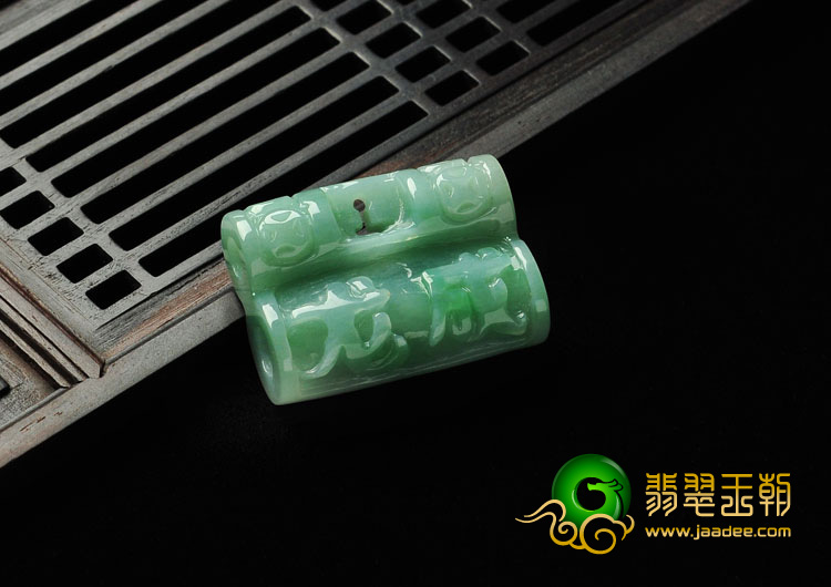 糯冰种晴水飘翠缅甸翡翠A货望子成龙挂件