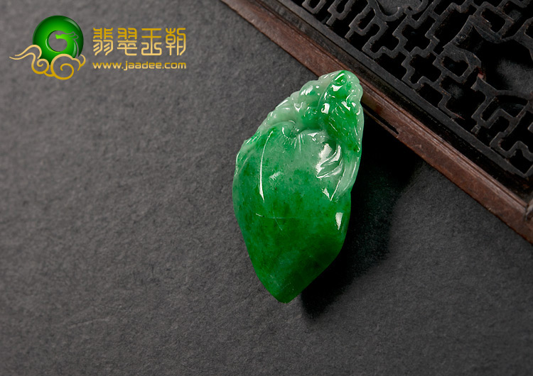 糯冰种阳绿缅甸翡翠A货寿桃挂件