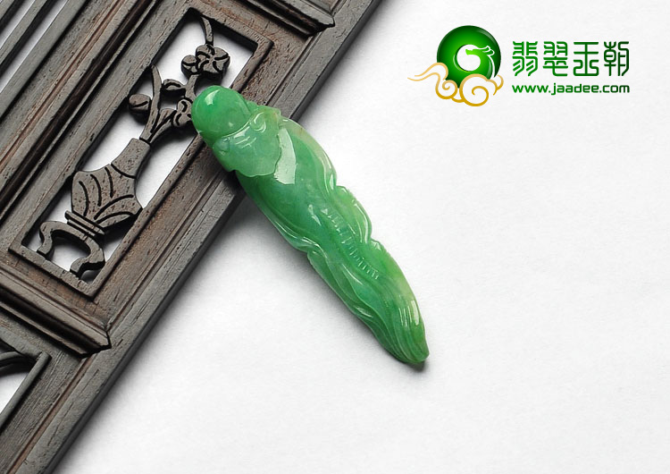 糯冰种翠色缅甸翡翠A货人生如意挂件