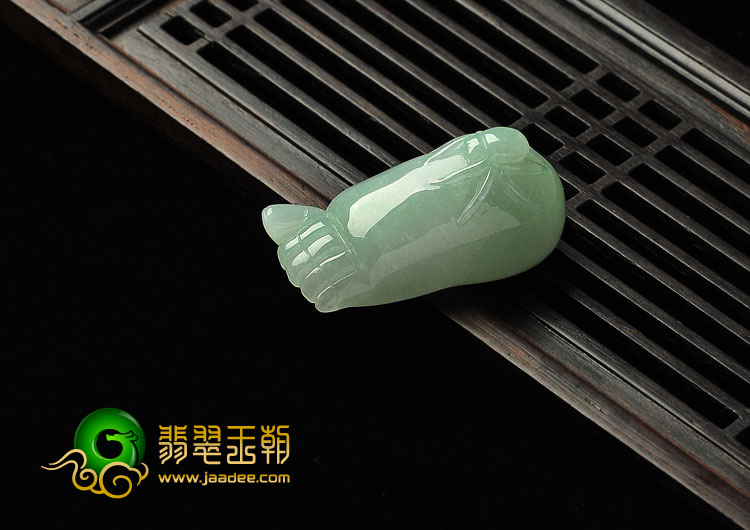 糯冰种晴水缅甸翡翠A货知足常乐挂件