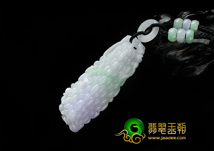 糯冰种春带彩缅甸翡翠A货苦尽甘来挂件