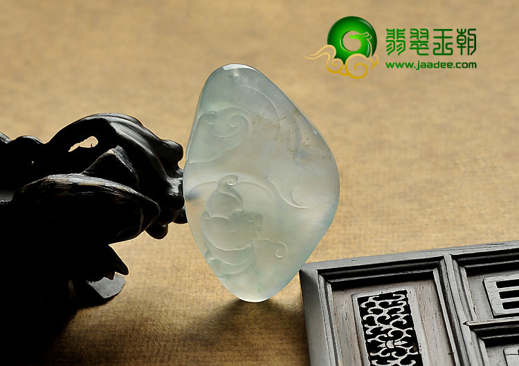 冰种略飘花缅甸翡翠A货福从天降挂件