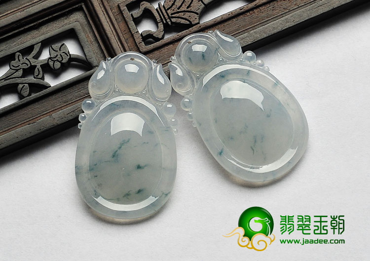 冰种淡春飘花缅甸翡翠A货福在眼前挂件（一对）
