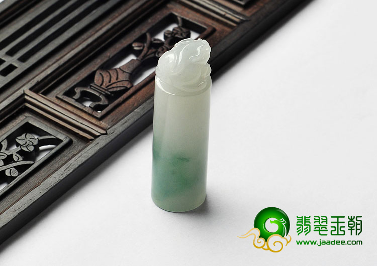 糯冰种飘花缅甸翡翠A货招财进宝挂件