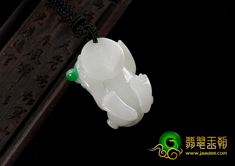 feicui糯冰种飘翠缅甸翡翠A货貔貅挂件