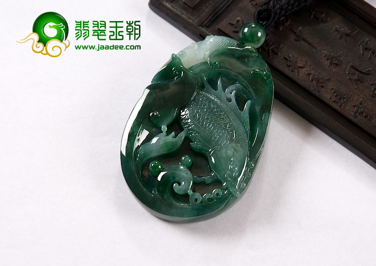 冰种墨绿缅甸翡翠A货年年有余挂件