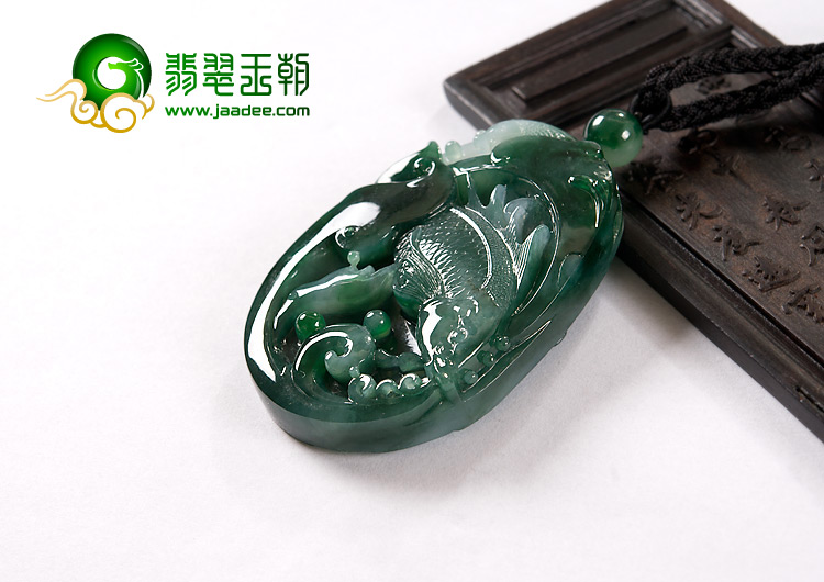 冰种墨绿缅甸翡翠A货年年有余挂件