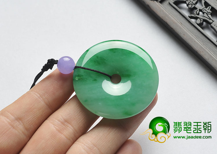糯冰种翠色缅甸翡翠A货平安扣挂件