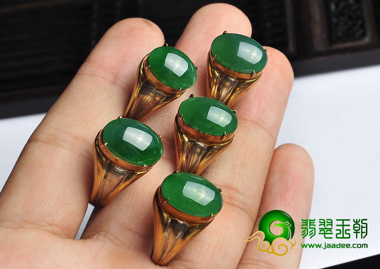 冰种菠菜绿缅甸翡翠A货戒面（单价）