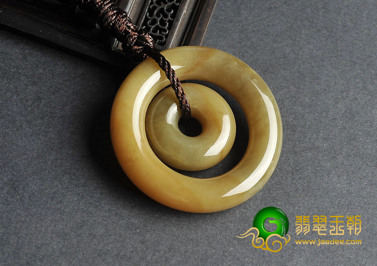 (超值推荐)糯冰种褐黄翡缅甸翡翠A货平安环挂件