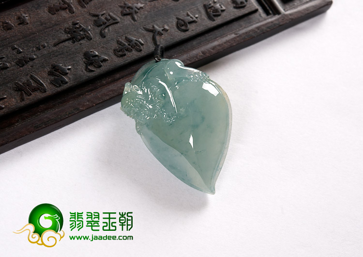 冰种晴水缅甸翡翠A货灵猴献寿挂件