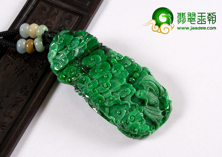 细糯种癣加绿缅甸翡翠A货龙凤呈祥挂件