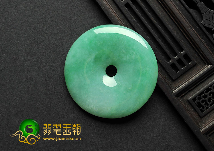 糯冰种翠色缅甸翡翠A货平安扣挂件