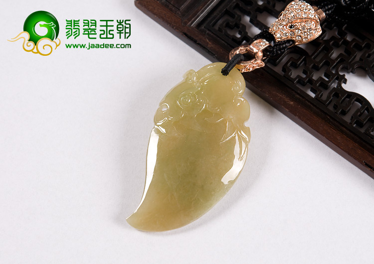 糯冰种褐黄翡缅甸翡翠A货府中有龙挂件