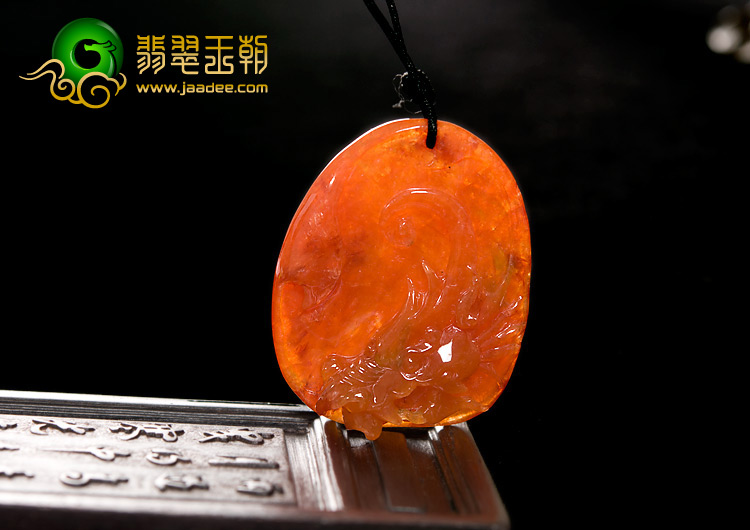 糯冰种红翡缅甸翡翠A货龙头挂件