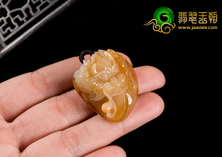 feicui糯冰种黄翡缅甸翡翠A货龙头挂件