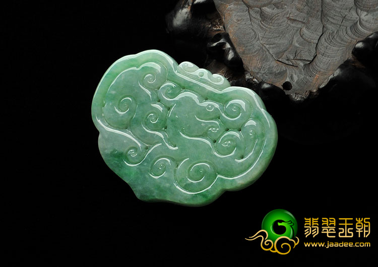 糯冰种飘翠缅甸翡翠A货长命锁挂件