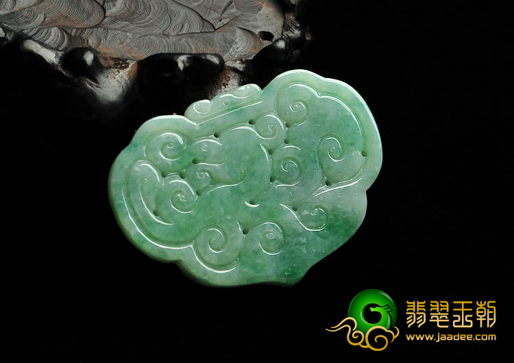 糯冰种飘翠缅甸翡翠A货长命锁挂件
