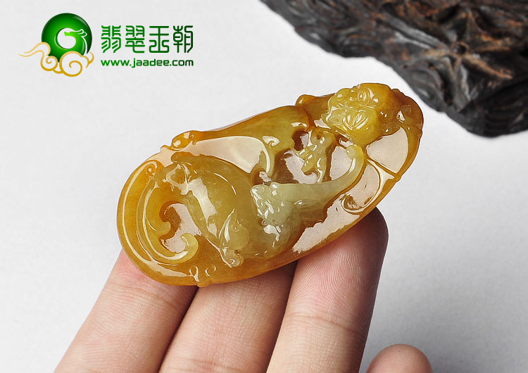 冰种黄翡缅甸翡翠A货望子成龙挂件