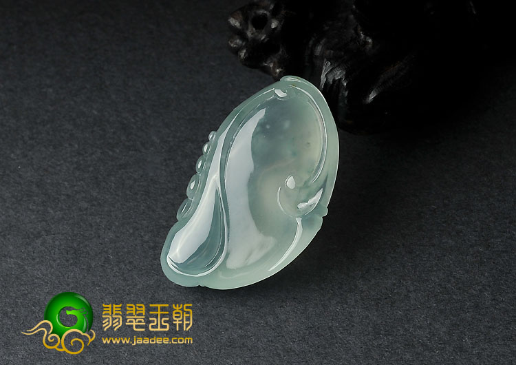 冰种晴水缅甸翡翠A货如意挂件